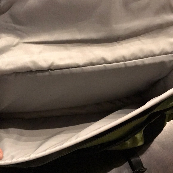 Patagonia Laptop Bag - Picture 8 of 8